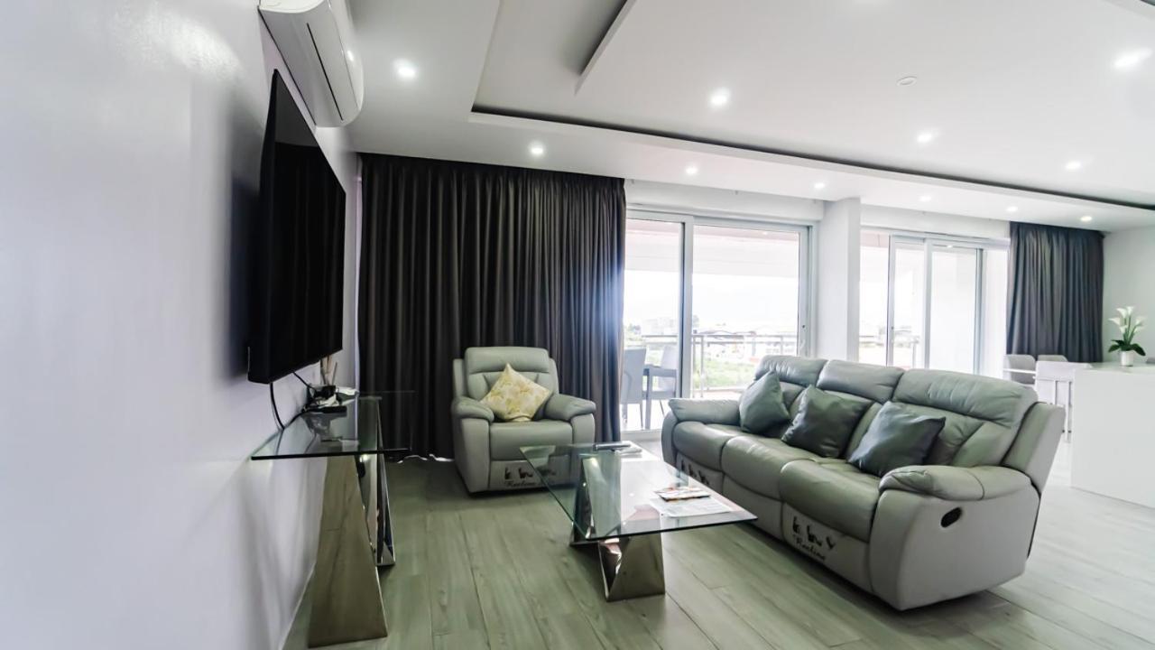 Chequers Suites Subic Bay Olongapo Exterior foto