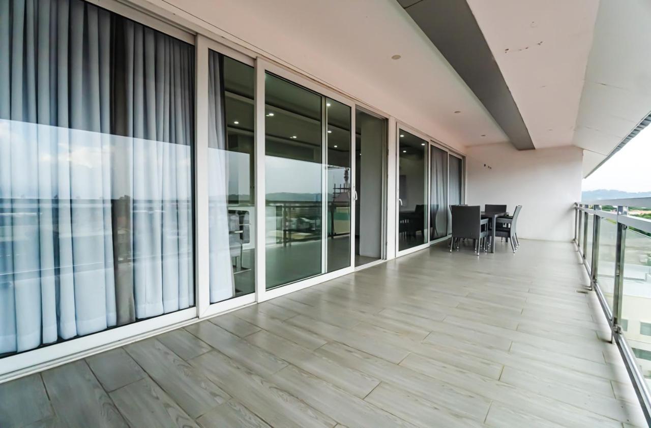 Chequers Suites Subic Bay Olongapo Exterior foto