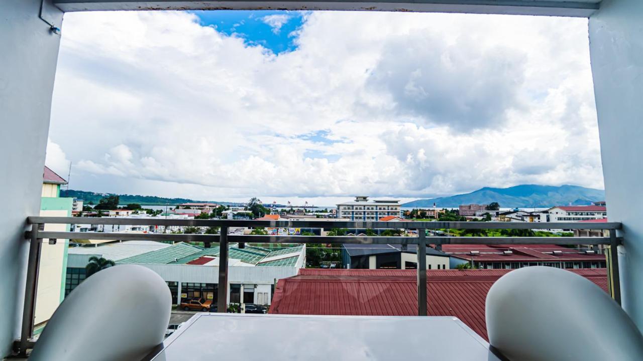 Chequers Suites Subic Bay Olongapo Exterior foto