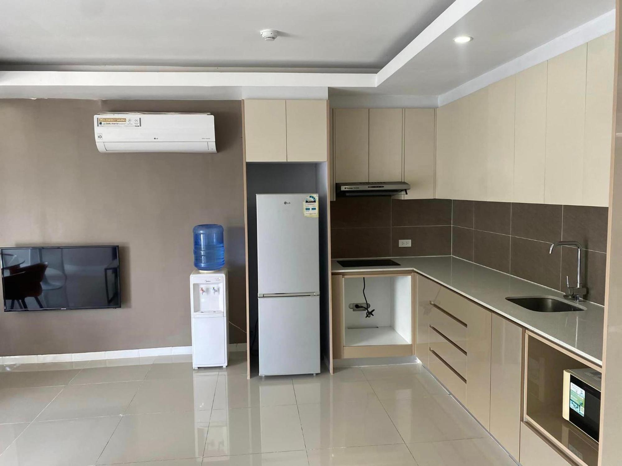 Chequers Suites Subic Bay Olongapo Exterior foto